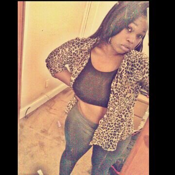Asiaaaaaa ✋ , Follow me , I Follow Back