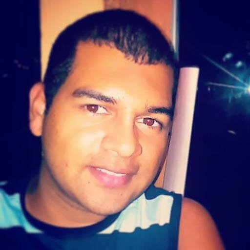SOU UM CARA LEGAL A PROCURA DE PESSOAS LEGAIS.