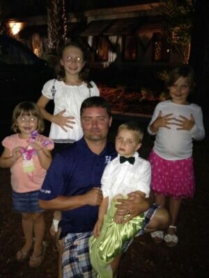 Father of 3 girls: Anaston, Kaylin, Hayden