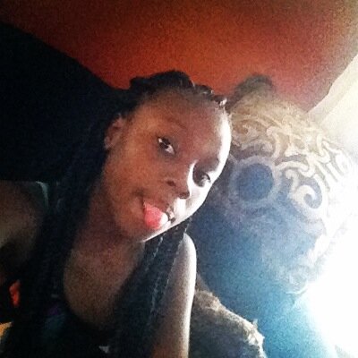 I love twitter but if u want me send me some pics my number is 301-569-4035