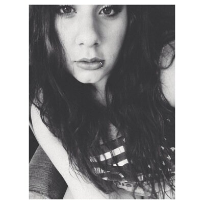 just an internet addict who loves boys, pizza, and youtubers