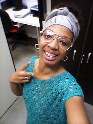 Mãe da Clarissa, esposa do Bruno, Psicóloga em formação,  workaholik assumida.