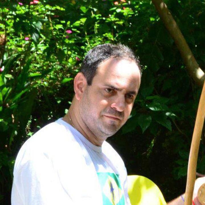 Mestre em Capoeira. - Mestre Columá.