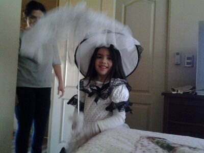 hola  me llamo constanza pero me dicen cony o o'coneel
