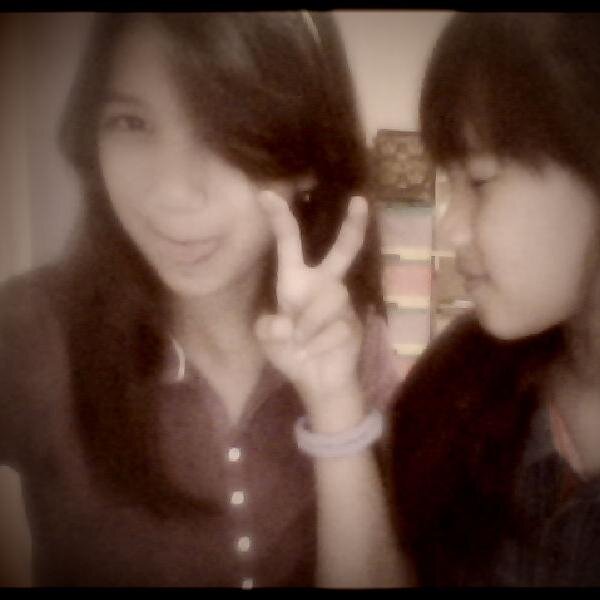 NilamDwiAprilly's profile picture. Smpn 2 cikupa | Allah♥ | 24April1999 | Comate @Teukuryzki99 @iqbaale @AlvaroMaldini1 | Alicious 3 | Silverqueen{}♡♥ | Taurus{} | Follback? Just mention aja ;:)