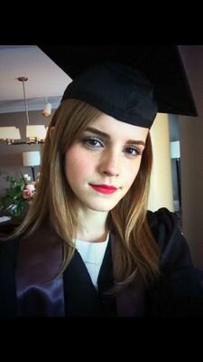 A fan account for Beren Saat and Emma Watson.  I'm a proud potterhead and a proud saater. I'm BACKKK !