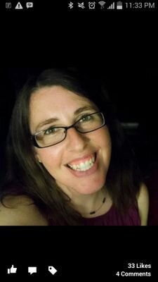Communicator, Graphic Designer, UX advocate, MDEI Grad, Wife, Mother, Cycler, Festival-Goer.