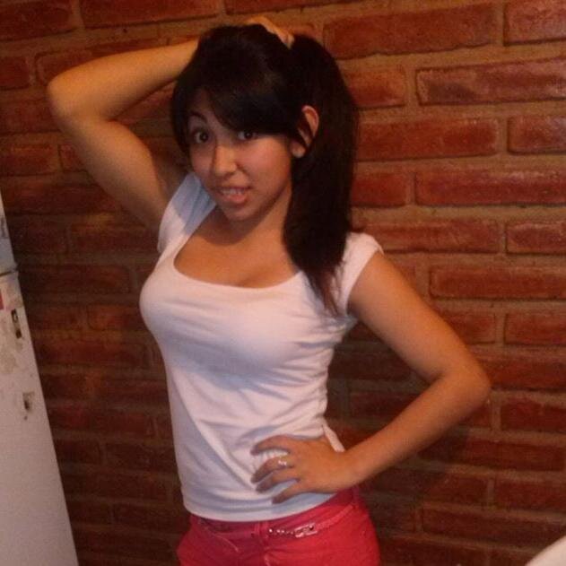 Soy una chica feliz de la vida ree loca !...con una vida llena de experiencias tanto buenas como malas siempre sali adelante con la frente bien alta !!!