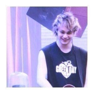 Free follow from @ACDCLlFFORD because youre rad