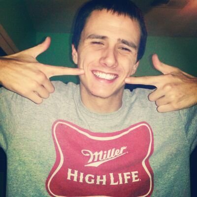 19 years old, Hip hop/Rap musician out of Bakersfield California. Currently working on the new album, stay tuned for more