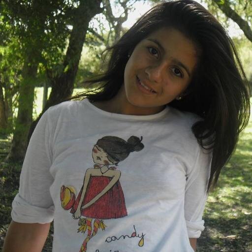 I'm #Directioner! :3
Me gusta mucho escuchar musica
 Seguime y te sigo! c: