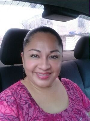 itzazapata's profile picture. 