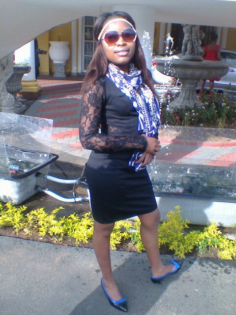 M nt a make up gal,m naturaly beauty n organised,lv ppl n myself
