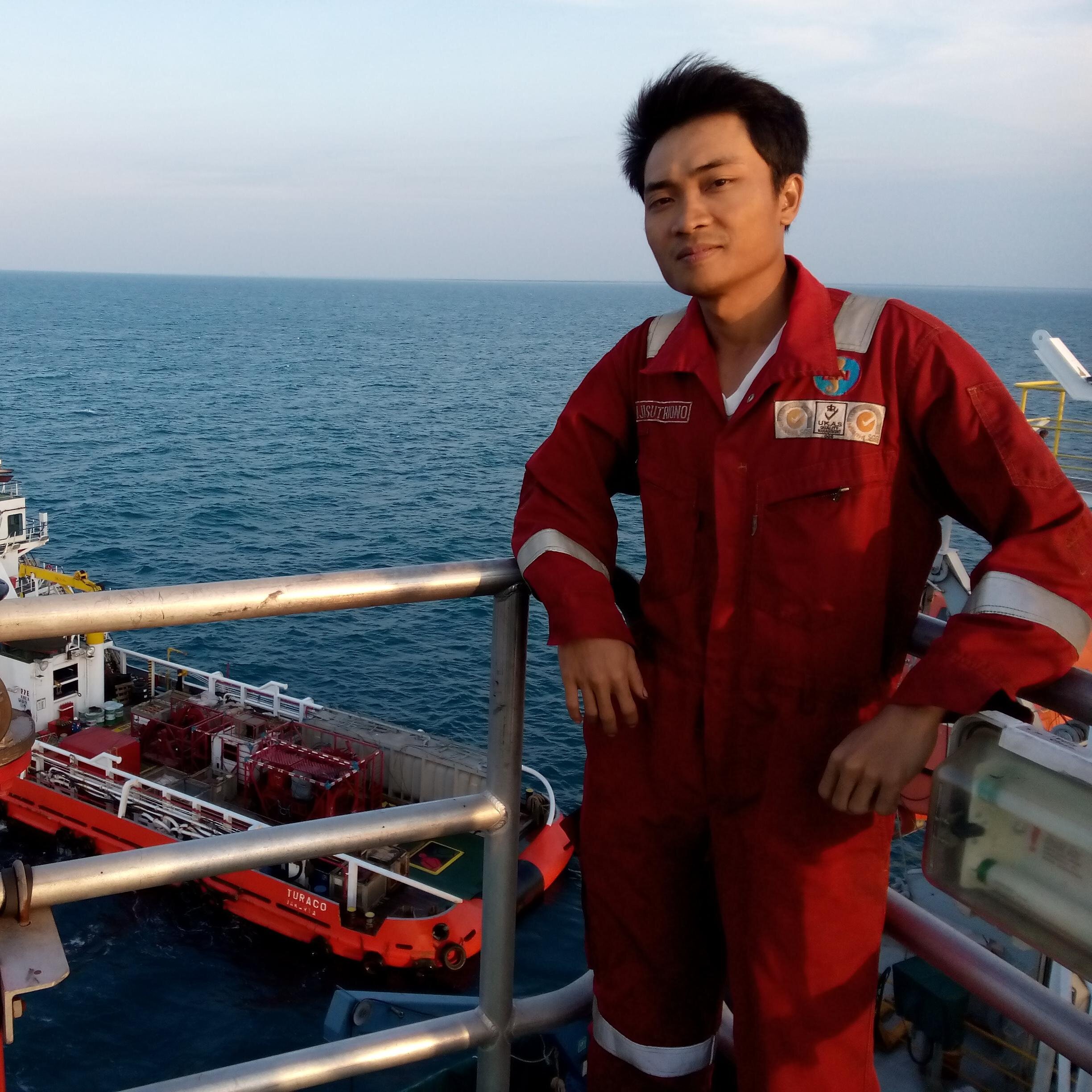 Panji_Sutriono's profile picture. |TiLL Die Liverpool FC|Drilling and Oilfield Services (DOS)| PT ELNUSA Tbk
 |Industrial Engineering| University of Pembangunan Nasional Veteran Yogyakarta