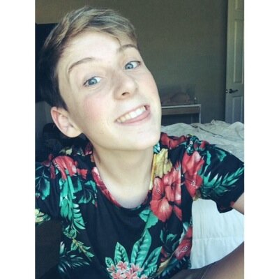 Follow @rickylawlorff or i unfollow