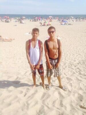 I'm 14 bd 3/16/00 love having fun and I love playing cod add me on ps3 at Call_Me_WhonLee 
fb Rahiisaboss 
kik heyhowyoubeen 
ig rahiisagamer