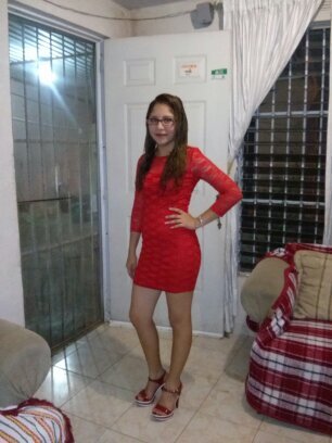 MedinaLooree's profile picture. 