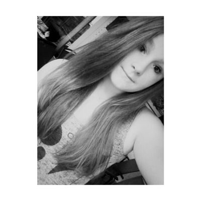 • snapchat, irisdoddema • ariana grande • summer • watermelon,pineapple •