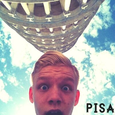 Primary Account: @Reynard123254
Actor, Editor, YouTuber, Photographer.. And LOOK AT THE STARS! ⭐️#NoNoobTube