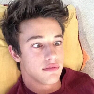 follow {@akln__} instead