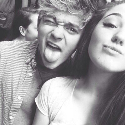 tweet or dm me pictures with your idol or pictures of goals for you and your idol. ask for a follow back if you want to dm me