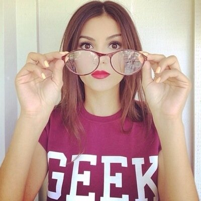 “Se sei ancora sveglio alle 4 del mattino vuol dire o che sei solo o che sei innamorato, e non so quale delle due sia la peggiore.”