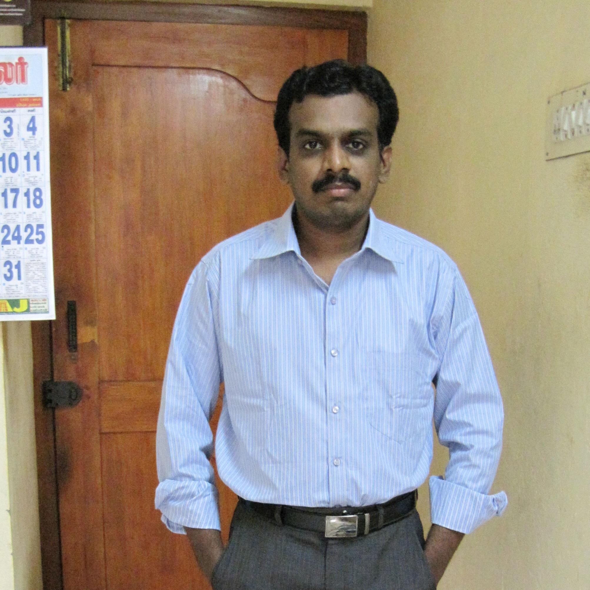 Passionate writer loving to share interesting and trendy subjects online.