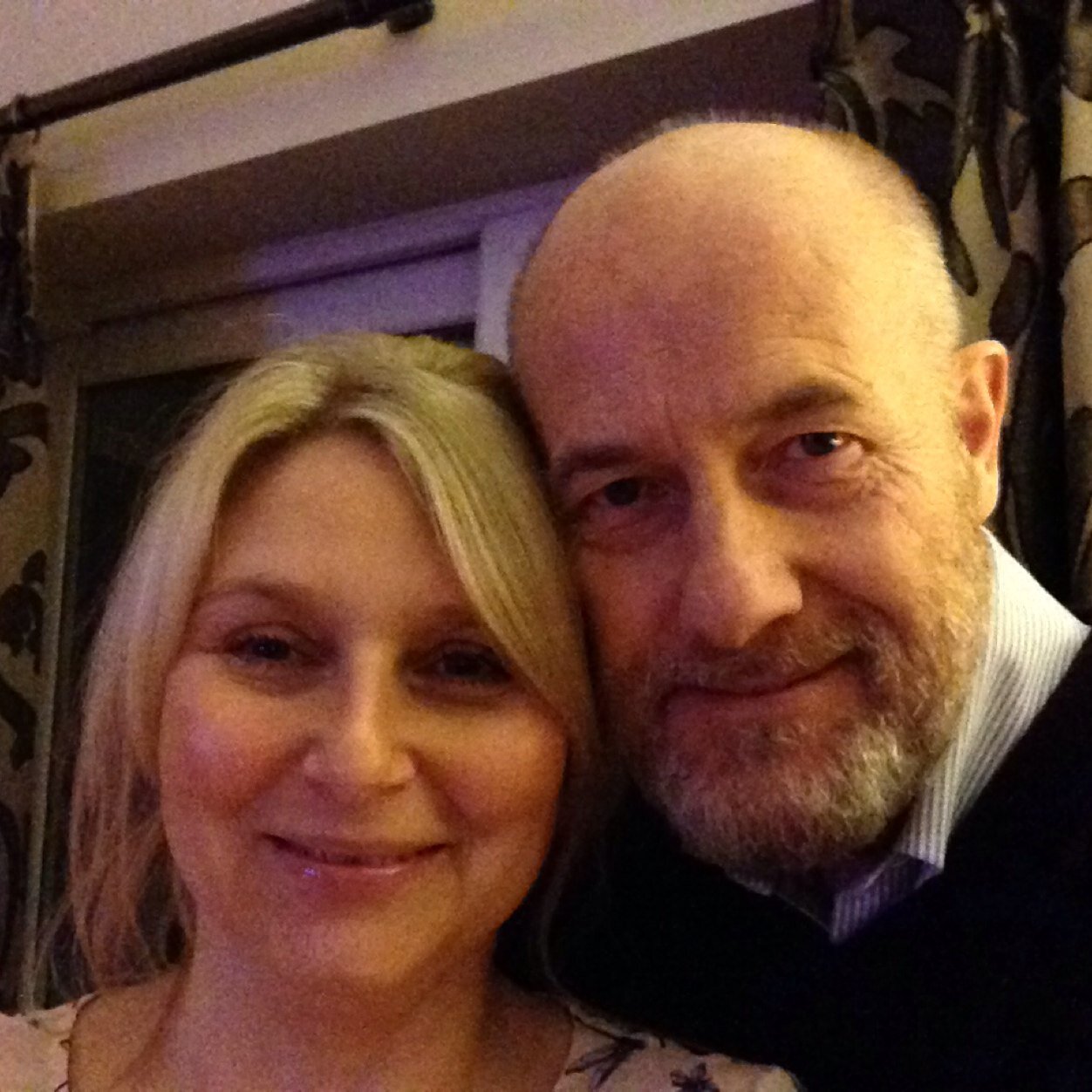 Wife, proud father of 2, EFC STH, Lower Gwladys since 1967, GSD, Sale Sharks, Golf, Cricket. UTFT 💙