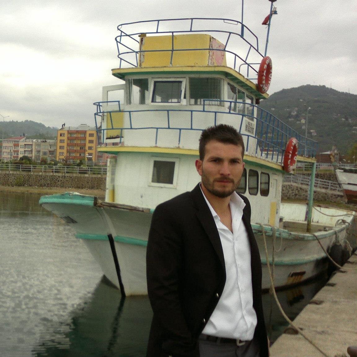 emrahgudu's profile picture. 