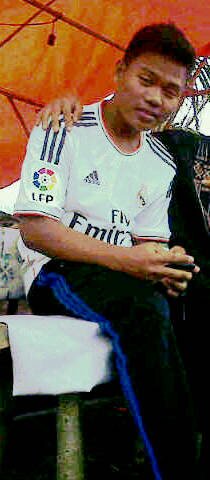 Tak ada kata menyerah dalam hidupku selagi masih bisa bernapas | I'm madridista