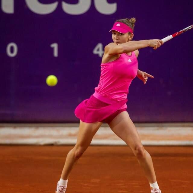 Fan page of our romanian lover of sweets SIMONA HALEP. It's all about tennis.