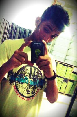 34117704cc2f4e2's profile picture. i'am a gUd frnD u cAn trUst mE.. :)