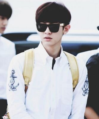 Roleplayer of EXO's Park Chanyeol || ©1992 || Happiness Delight ;) || @QRIESTAL_♥