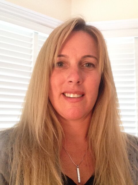 Loridaneliak's profile picture. Mom, wife, daughter, sister, neighbour, friend, co-worker...it's a good life!