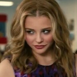 Wanna know who I am? I'm the girl who can kill someone with their own finger, that's who! {Kick-Ass Rp} #Single