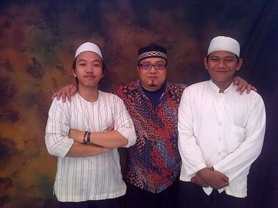 Pada dasarnya manusia sudah ditempatkan disyurgaNya Allah tp mengapa kita diturunkan ke bumi? | Krn agar kita berusaha kembali u/ Ke syurgaNya