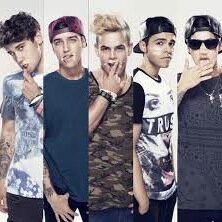 Official Janoskians Update Account. James, Daniel, Luke & Jai/5, The Group Account & Ronniam follows !