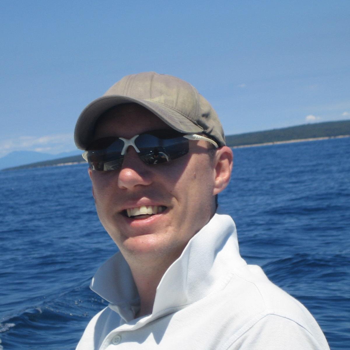 Senior-Developer @swat_io ; Head of #git #bisect ing