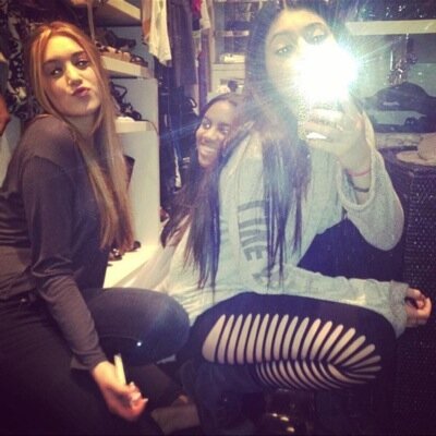 Hi i am kylie jenner that is my private account