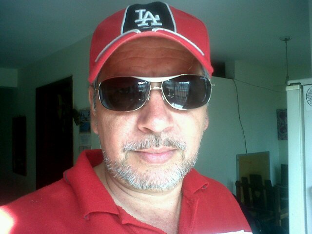 Administrador de empresas UCC, con Conciencia Revolucionaria y socialista  desde toda mi vida. Gracias al comandante eterno soy  CHAVISTA
sígueme y te sigo
