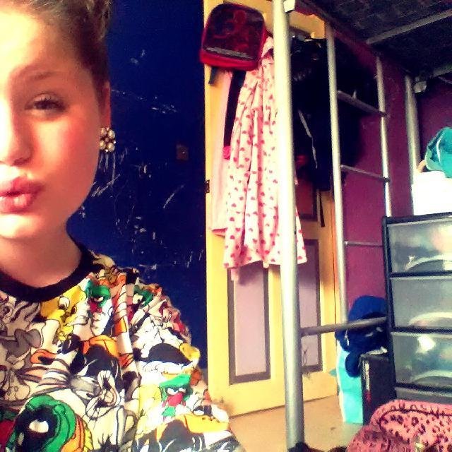 instagram __youwatsunshine9xx
Birmingham
Pin:2B1F058C
my bestfriend3