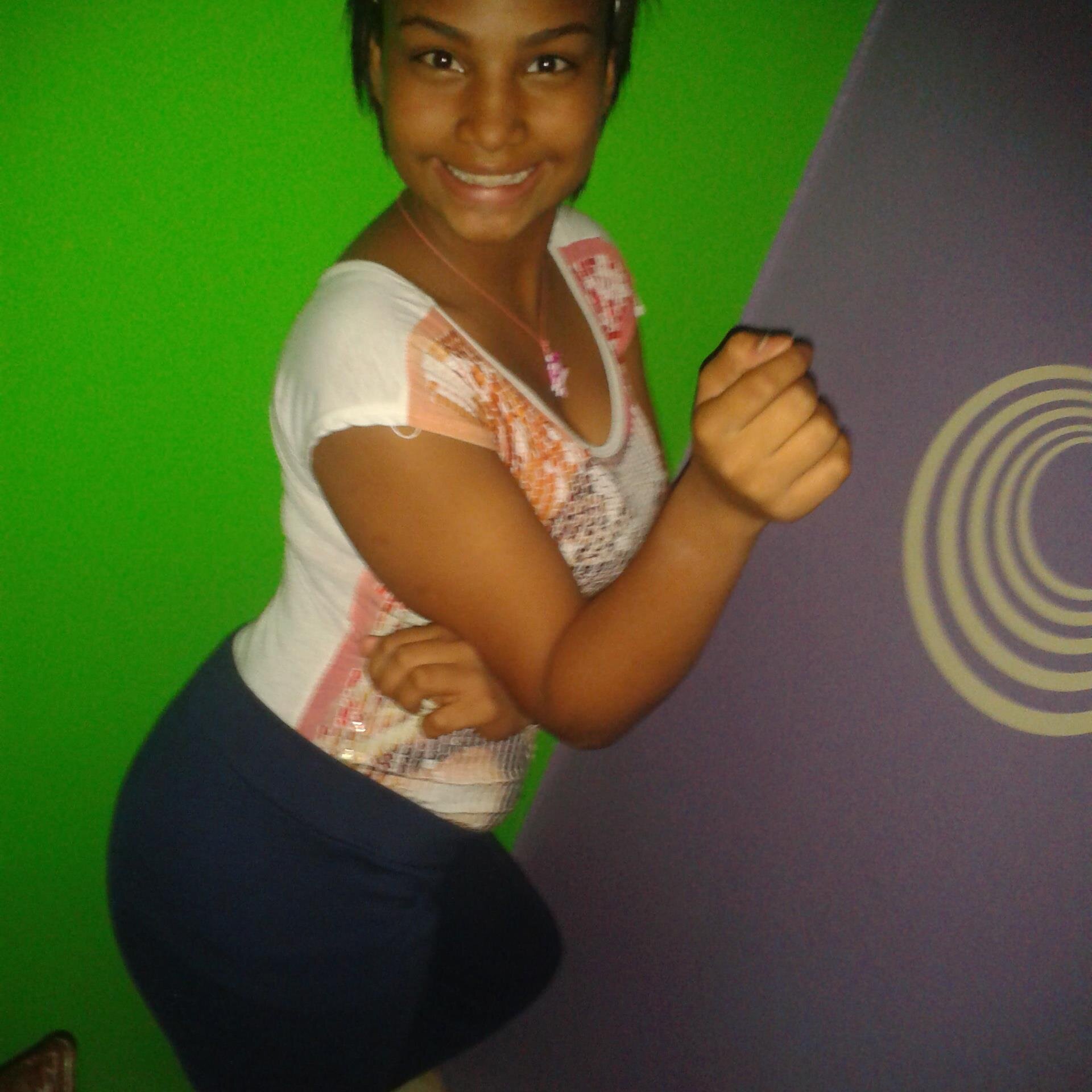 holi*--*
voy a Brasil vale empezamos super bn y espero terminar excelente 
face : yileni rodriguez