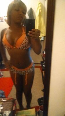 karmelkane142's profile picture. 