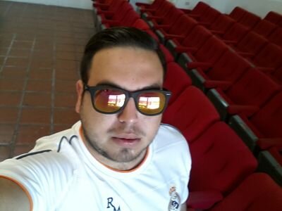 tecnico optometrista 
 visionarioo soñados emprendedor guapo y aparte Rayadoo !!!