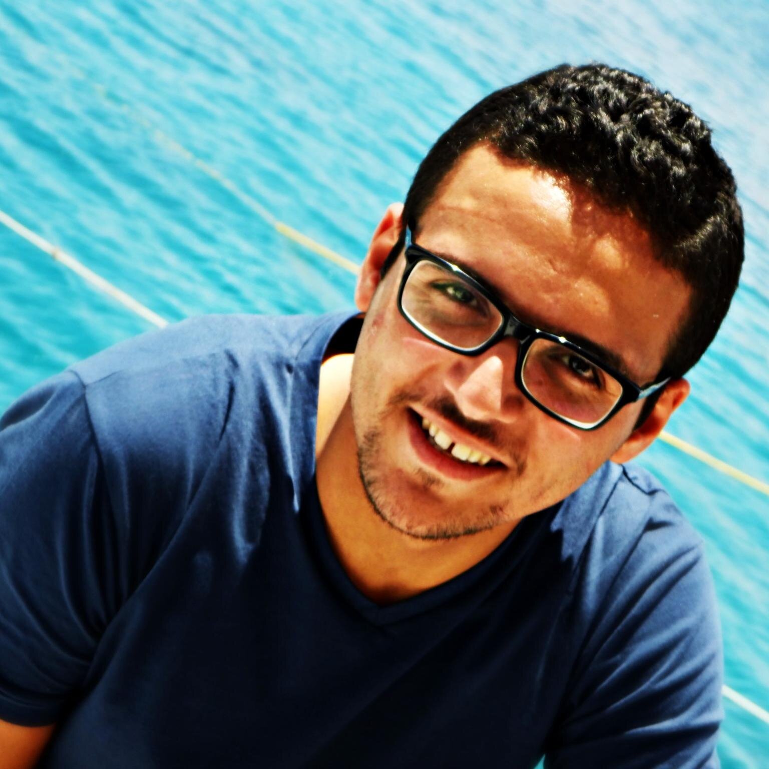 ‏‏هاوي تصوير - ممثل سابقاً - أهلاوي - بتاع كورة - 
Supplments Consultant