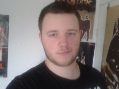I'm a huge WWE Fan! I'm a fan of @RandyOrton @WadeBarrett & @WWESheamus...@PewDiePie @xPandorya, @Gronkh, @SarazarLp & @theKittyCupcake