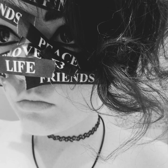 lucybenward1's profile picture. :D ;)