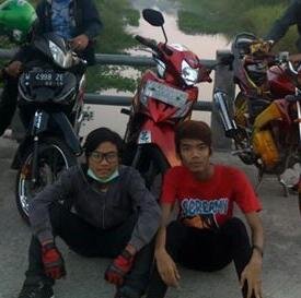 reisyananda1's profile picture. akk tetep sayang kowe kogk, akk bakal balik njowo neh gawe kowe kogk, bakal tak tepati janjiku seng biyen bhe ... :-*