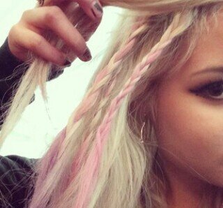 Nina Nesbitt is QUEEN.                                          Nesbian