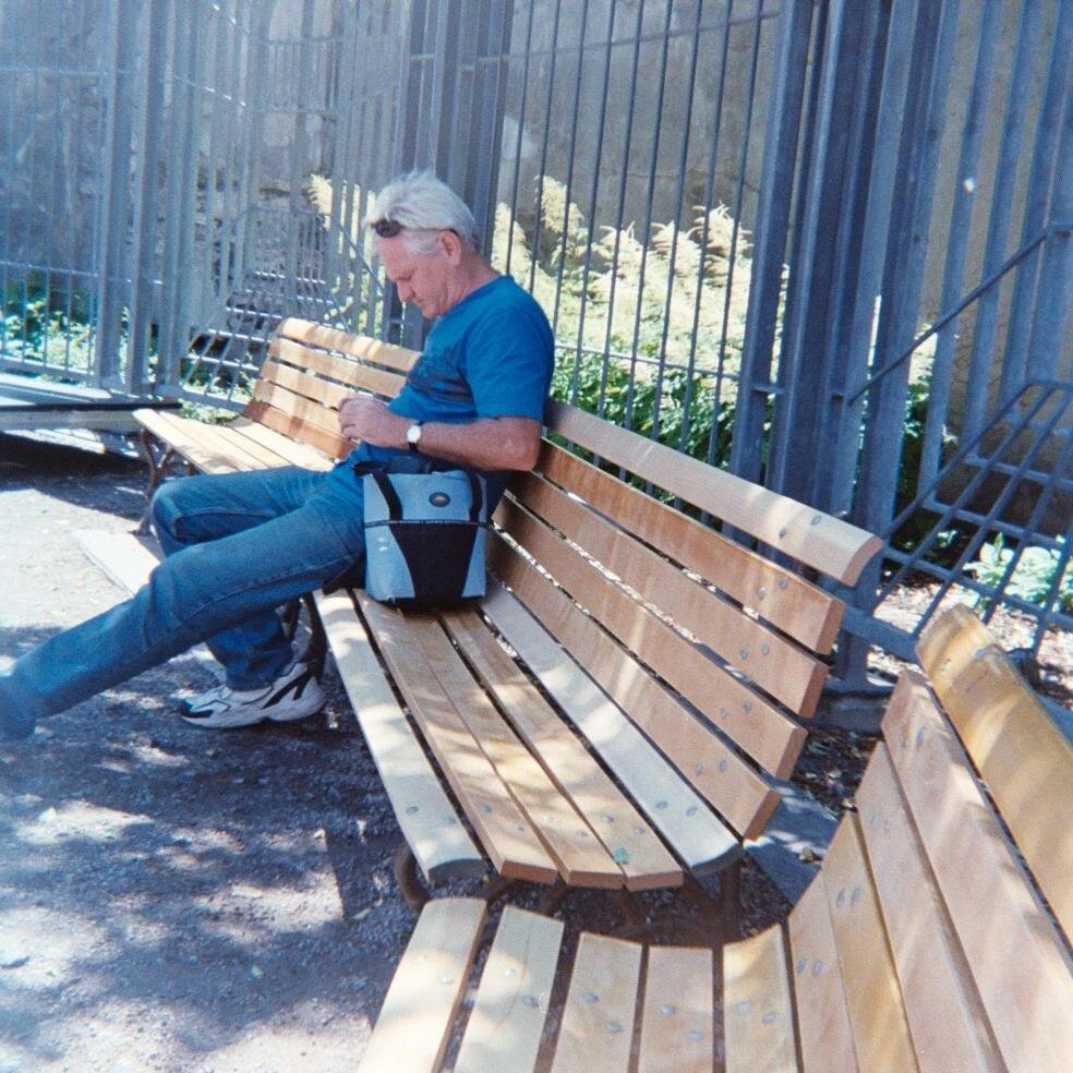 jeanlouisb2014's profile picture. Retraité du journal La Presse. La politique, les sports, l'économie, ce qui se passe sur notre planète et dans l'univers, sont mes sujets favoris.